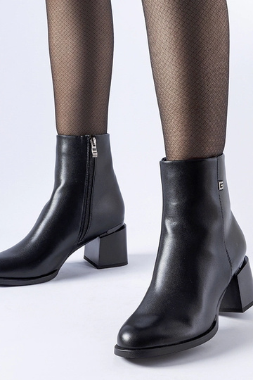 Bottines isolantes Fleurette noires à talon bloc