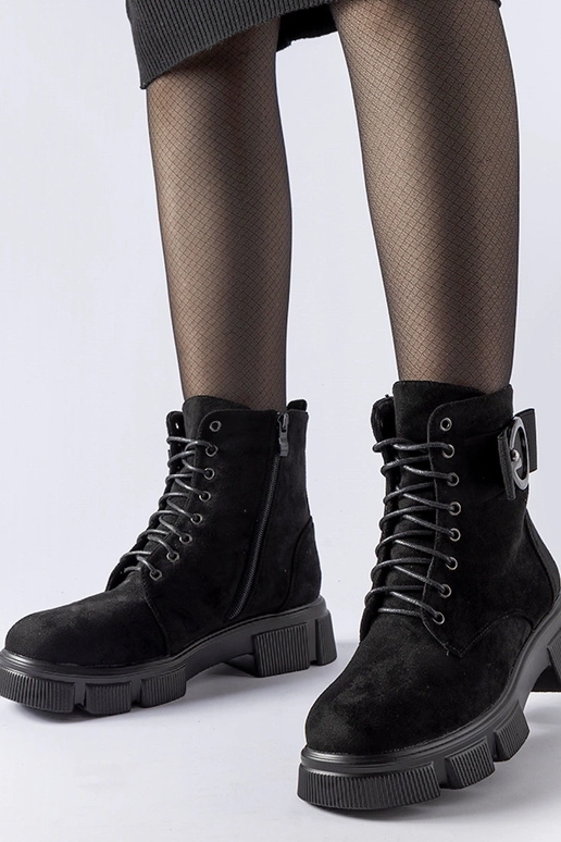 Bottes Cusiano isolées noires