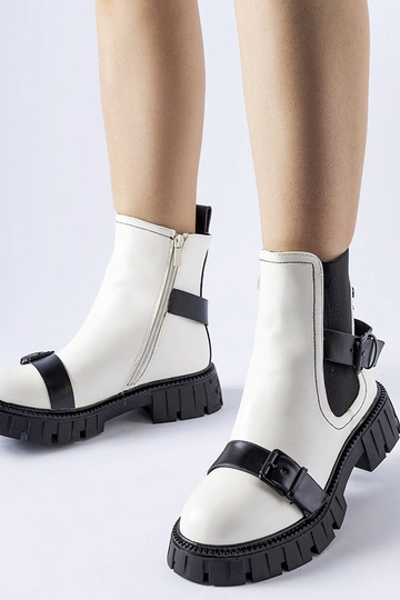 Weiße Stiefeletten mit... 2