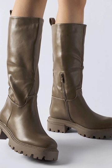 Bottes plates isolées Meana...