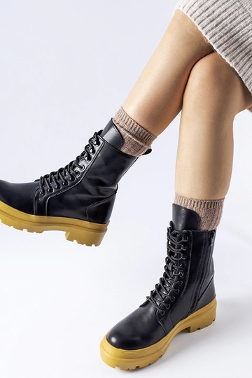 Bottes de travail noires... 2