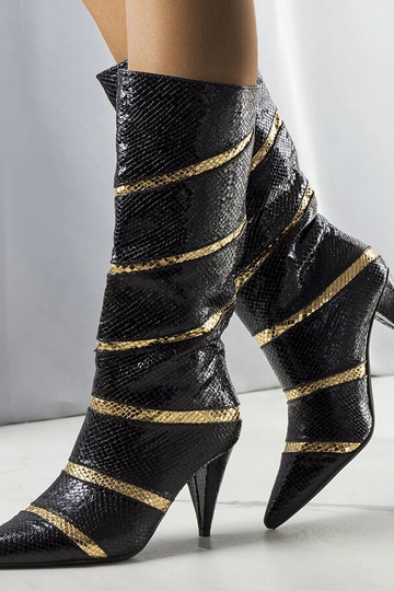 Bottes à talons hauts...