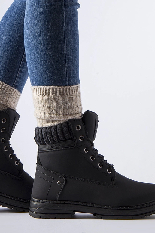 Bottes noires isolées Araujo pour femmes