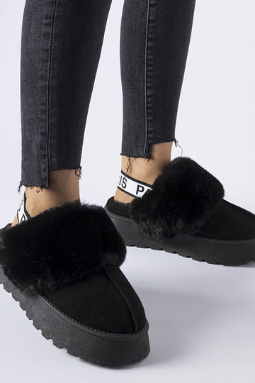 Chaussons isolants noirs... 2