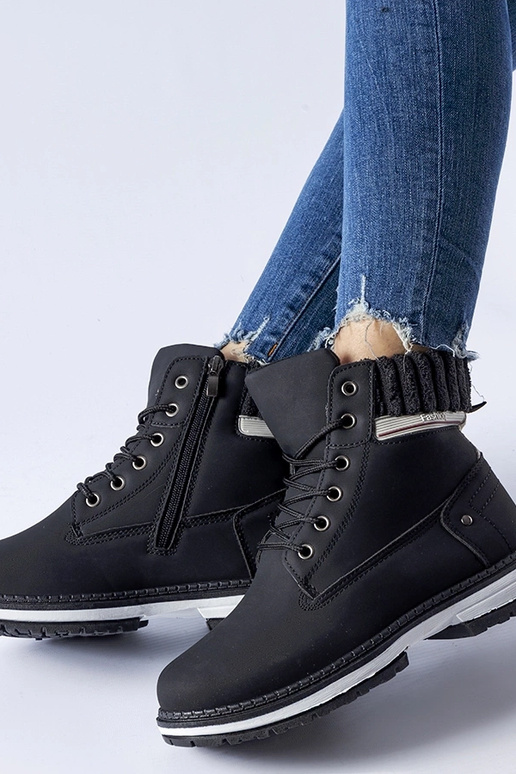 Schwarze isolierte matte Arbeiter...