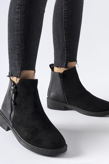 Sorte isolerede klassiske...