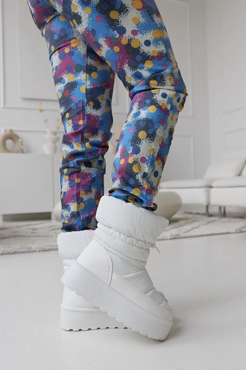 Witte geïsoleerde... 2