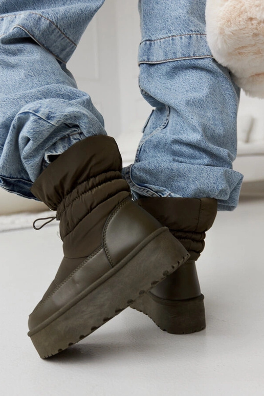 Grønne isolerede snestøvler på Polk...