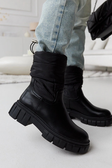 Bottes de neige matelassées...