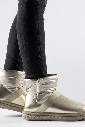 Bottes de neige courtes...