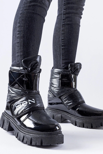 Schwarze isolierte...