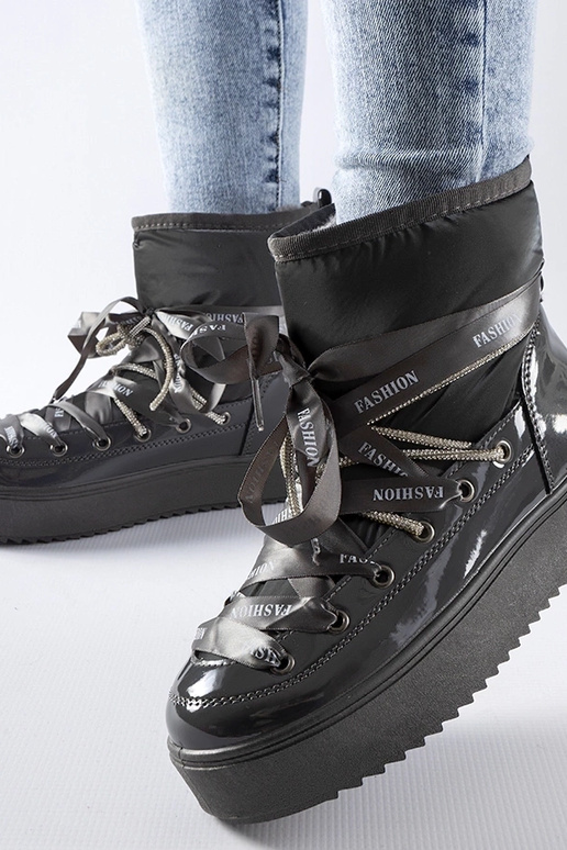 Bottines de neige laquées grises avec... Bottines de neige laquées grises avec...