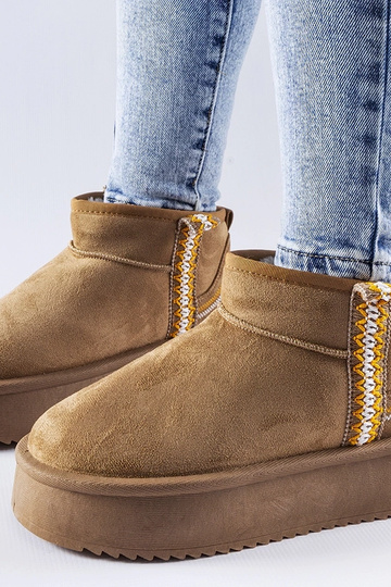 Bottines de neige beiges foncées sur plateforme Scavi 2