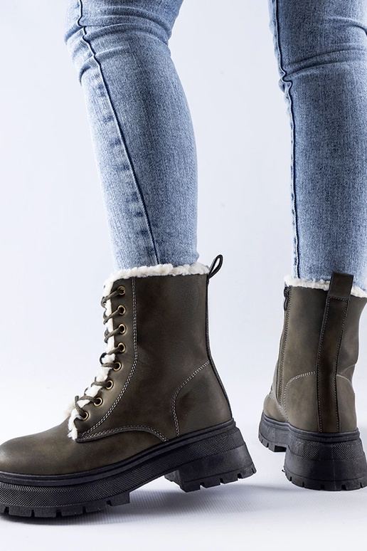 Grüne gefütterte Trekkingstiefel... Grüne gefütterte Trekkingstiefel...