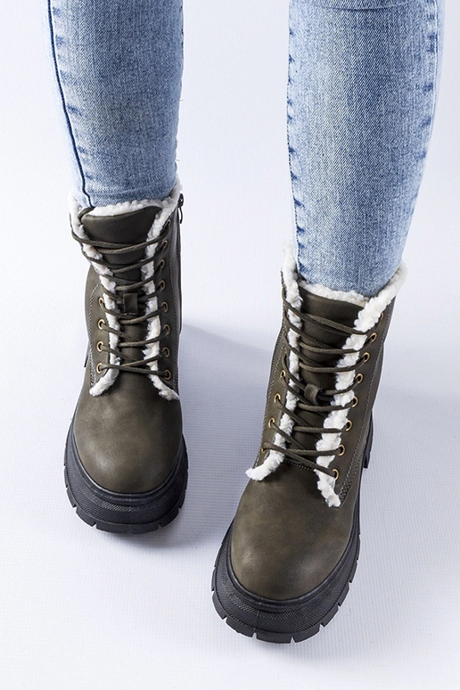 Grüne gefütterte Trekkingstiefel... Grüne gefütterte Trekkingstiefel...