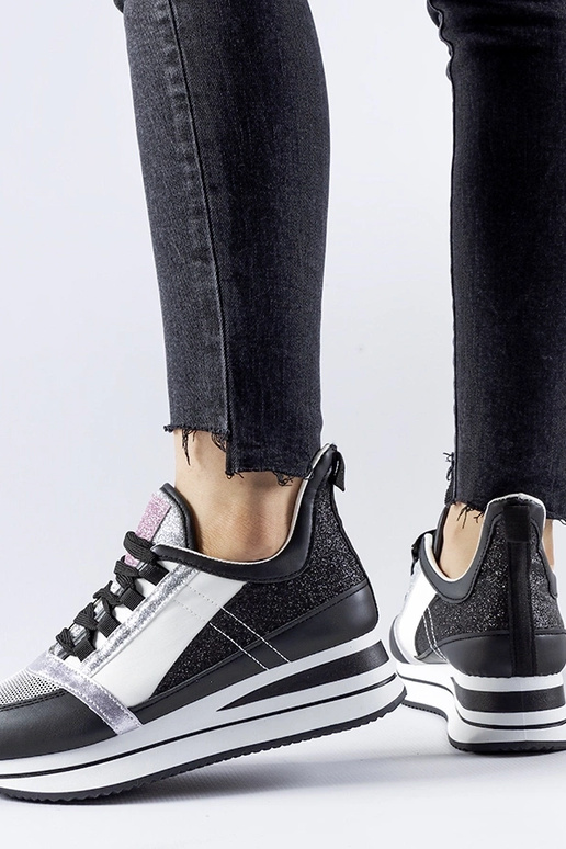 Schwarze Glitzer-Sneaker auf Plateau...