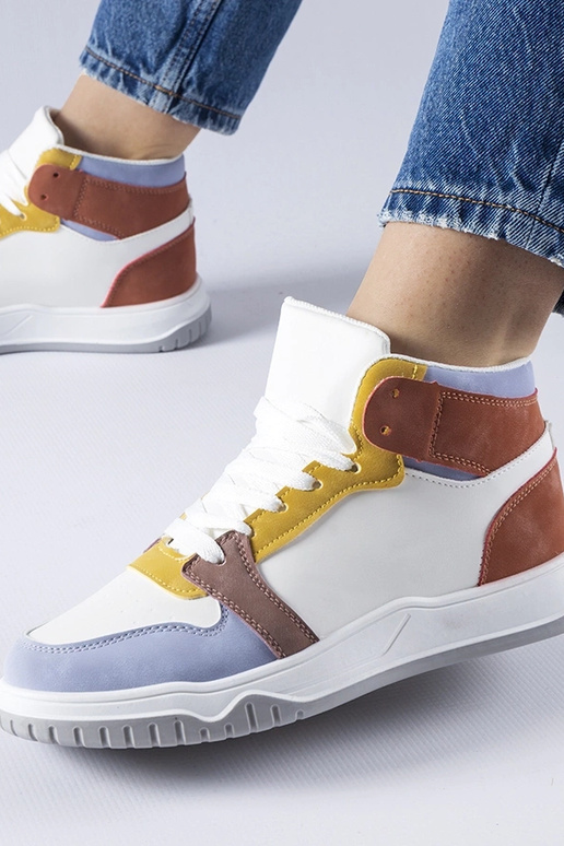 Elizabeths lilla high top sneakers