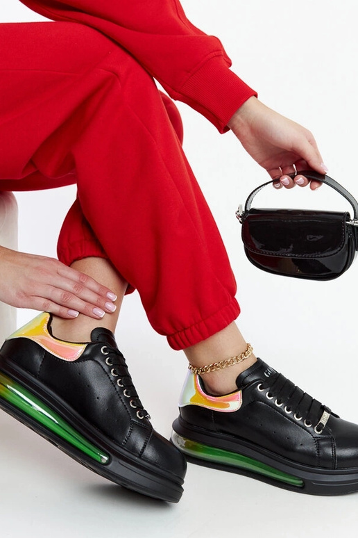 Baskets noires à plateforme GOE NN2N4030