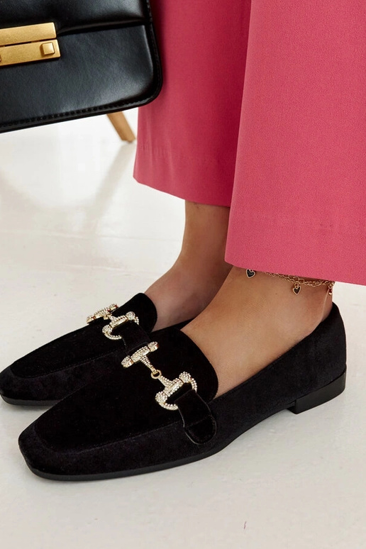 Sorte fløjlsmokkasiner med zirkoner...