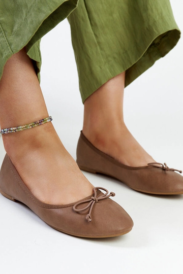 Braune Ballerinas Pavla aus...