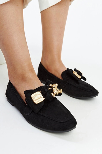 Schwarze Loafer mit dekorativer Sicherheitsnadel Kibra 2