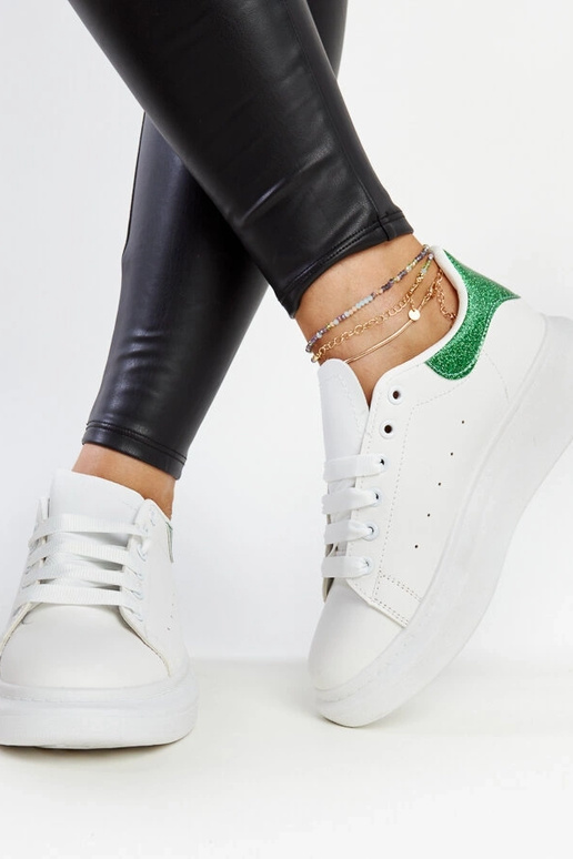 Hvide og grønne øko-læder sneakers...