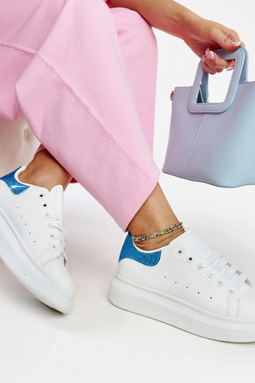 Weiße Sneaker Fatimah aus Ökoleder