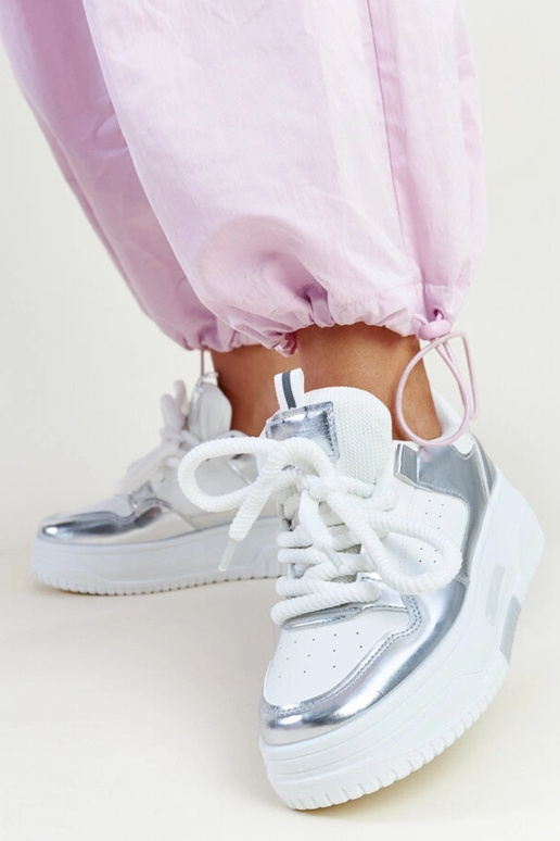 Baskets à plateforme haute blanches...