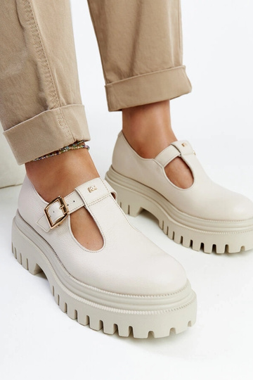 Beige Leder-Schnürschuhe Karino