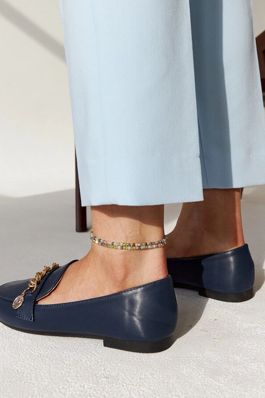 Marineblaue Scaletta-Loafer mit Kette Marineblaue Scaletta-Loafer mit Kette