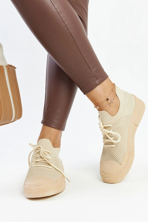 Baskets de sport légères beige clair...