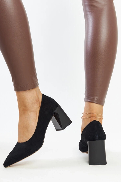 Sorte læder pumps med Vinceza hæl Sorte læder pumps med Vinceza hæl