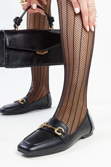 Mocassins noirs à boucle... 2