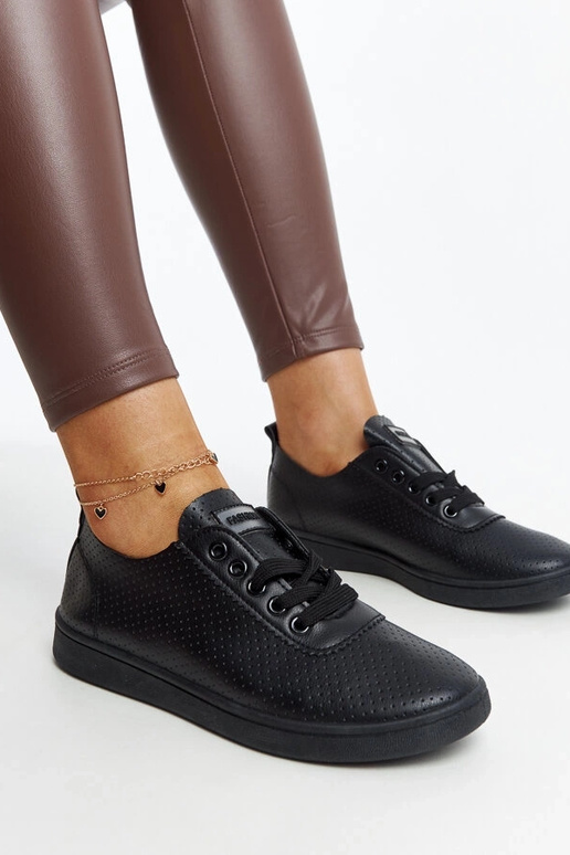 Schwarze Sneaker Yusra aus Ökoleder