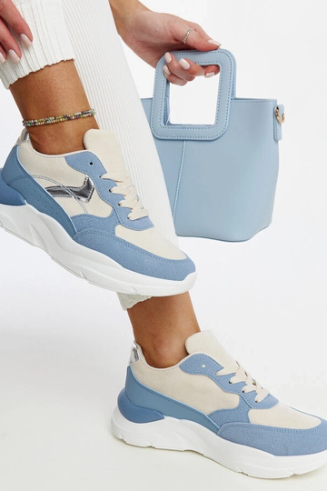 Beige-blauwe sneakers op... 2