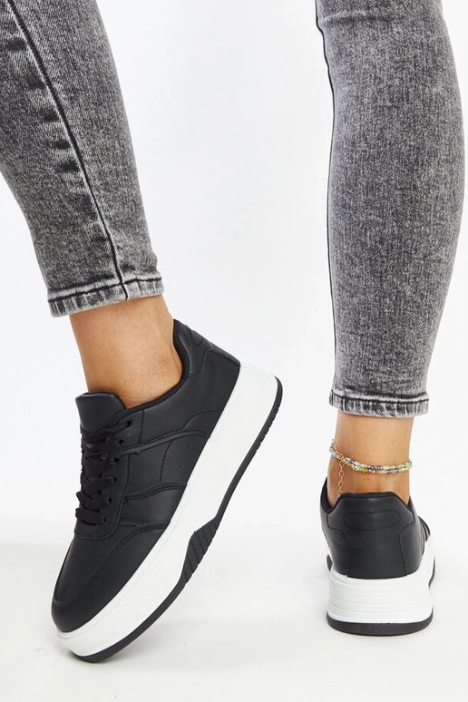 Sorte sneakers med en tykkere sål Rafida