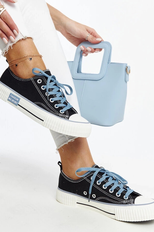 Baskets noires à lacets colorés Jadranka