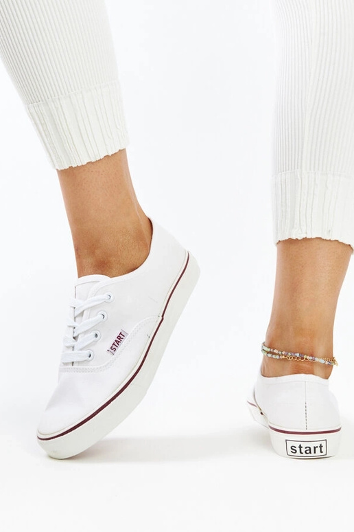 Hvide klassiske Erla sneakers