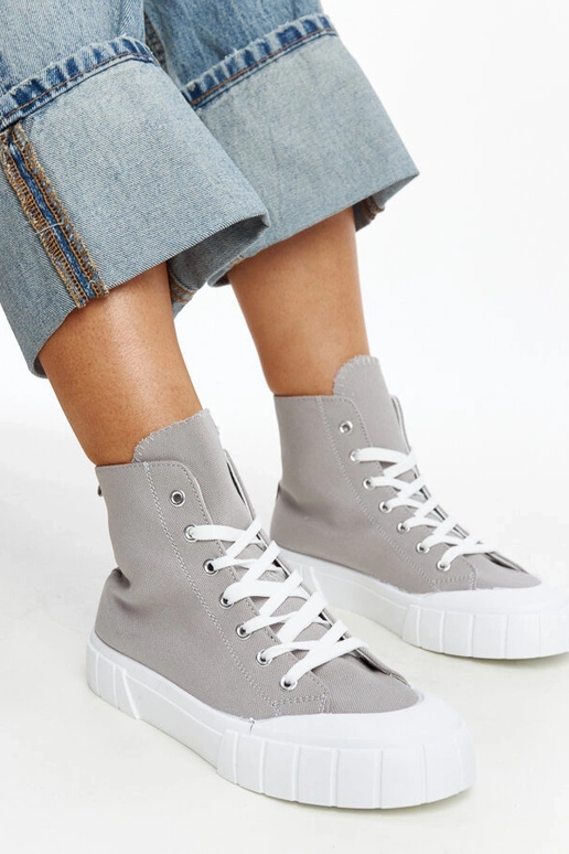 Grijze hoge sneakers Vinka Grijze hoge sneakers Vinka