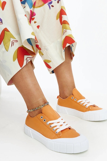 Eduards orangefarbene...