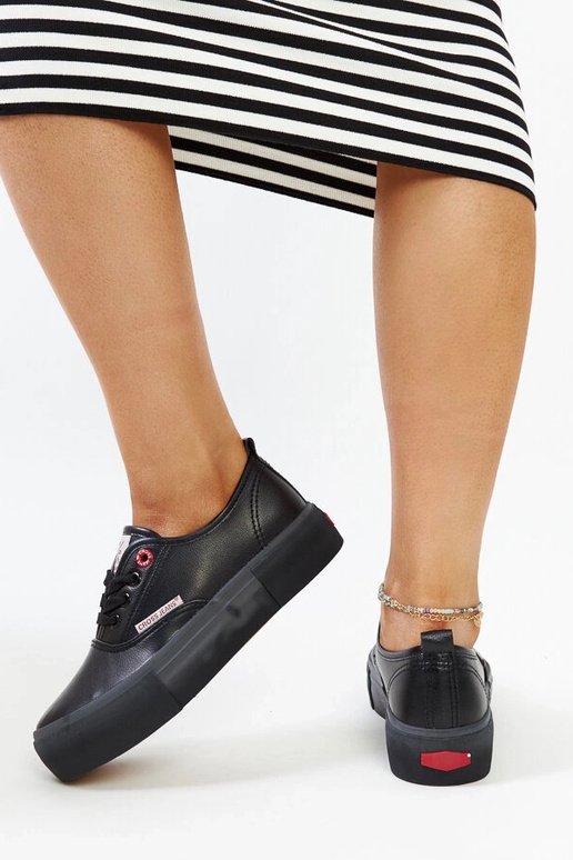 Sorte damesneakers CROSS JEANS