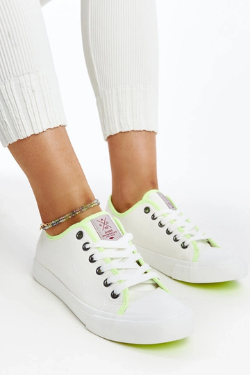 Hvide damesneakers med...