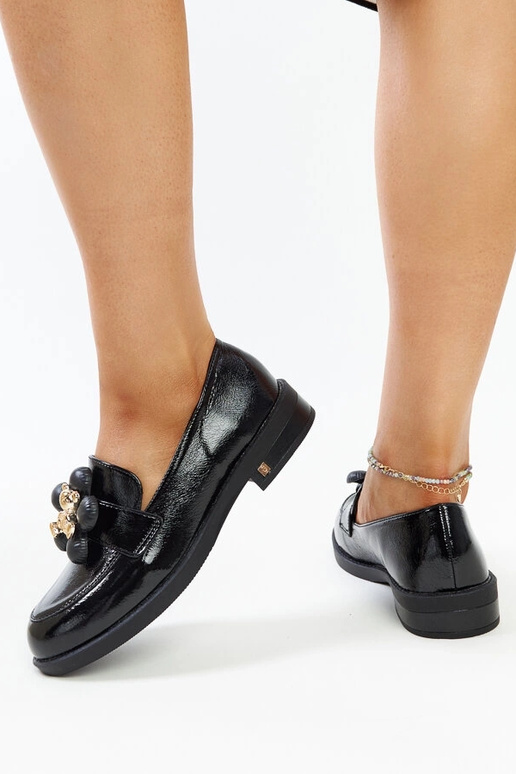 Aili mocassins laqués noires avec... Aili mocassins laqués noires avec...