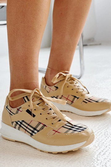 Afifah beigeternede sneakers