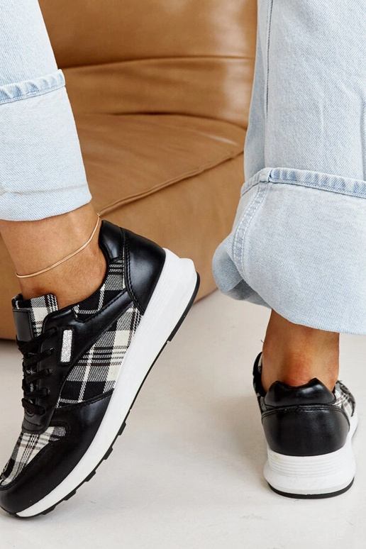 Afifah sortternede sneakers