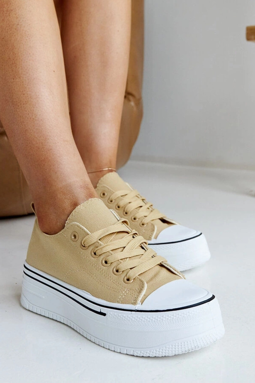Mørke beige sneakers med en tyk...