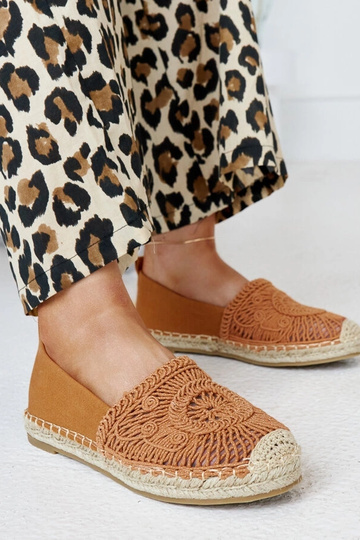Braune Espadrilles mit Kalba-Stickerei 2