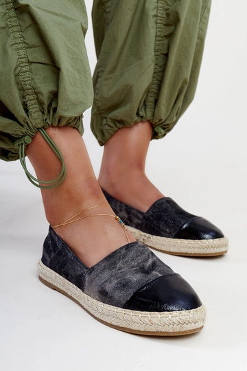 Schwarze glänzende Surana-Espadrilles