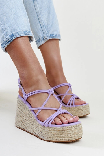 Lila Sandalen mit...
