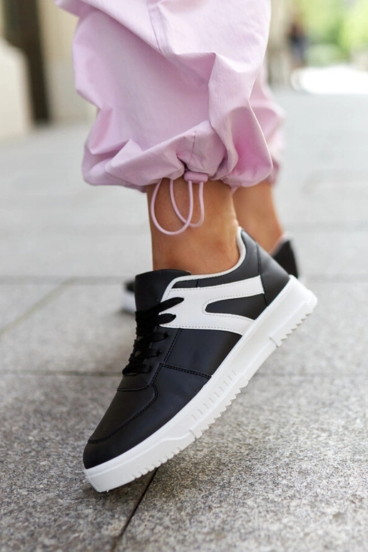 Schwarze Sport-Sneakers „Hagara“